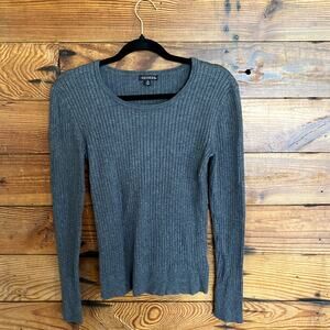 Gray ribbed scoop neck long sleeve top Womens Medium